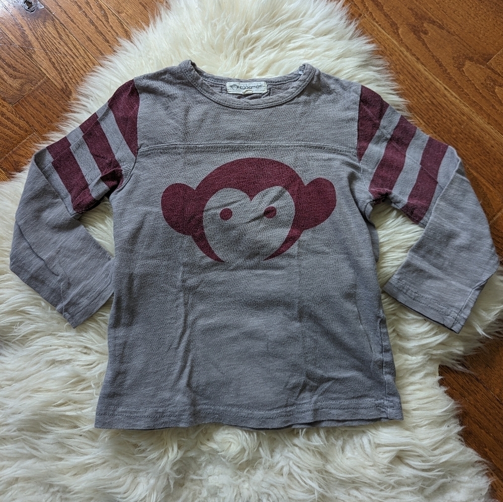 Appaman looking sleeve logo t-shirt 3t